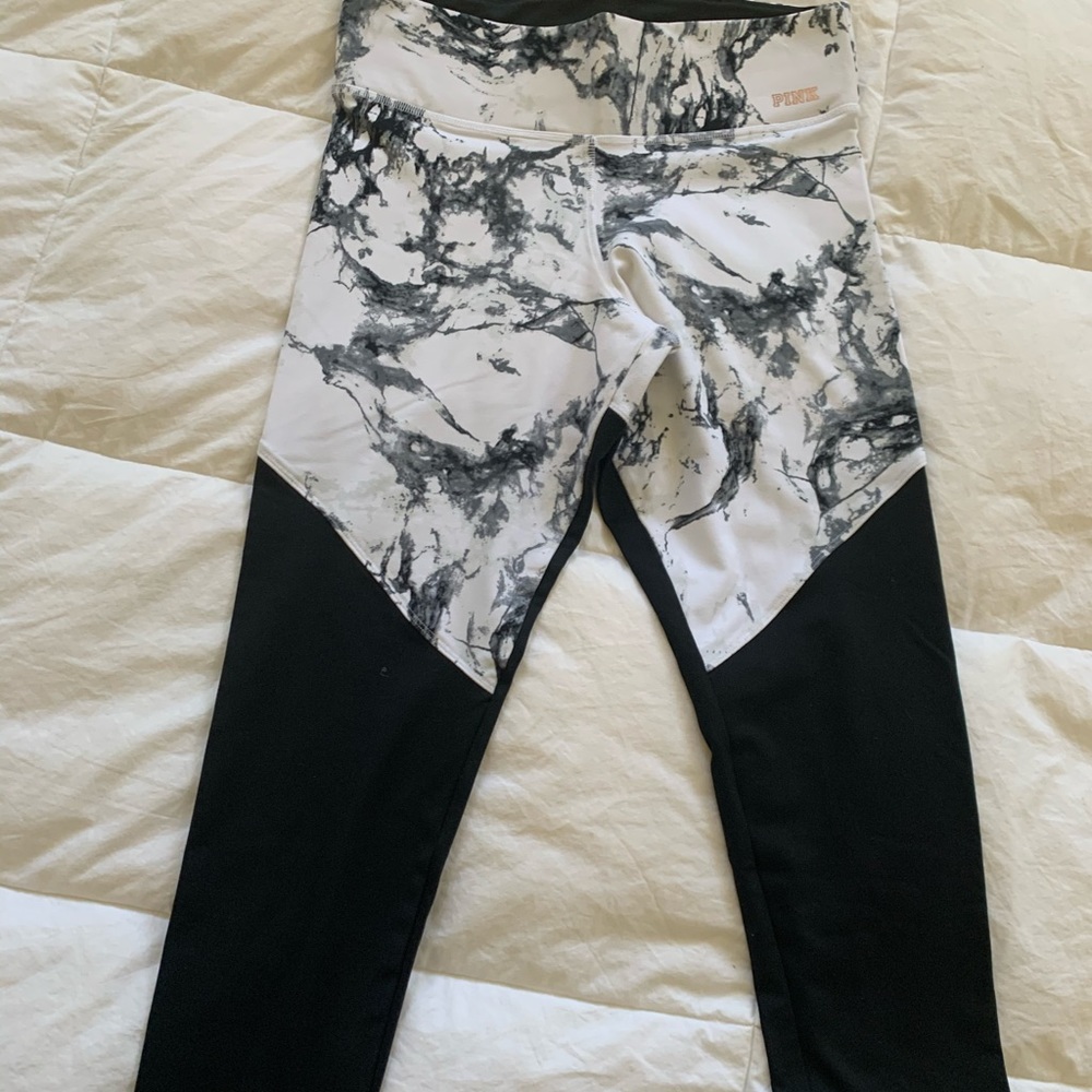 Pre- Owned PINK MARBLE Leggings sz Medium